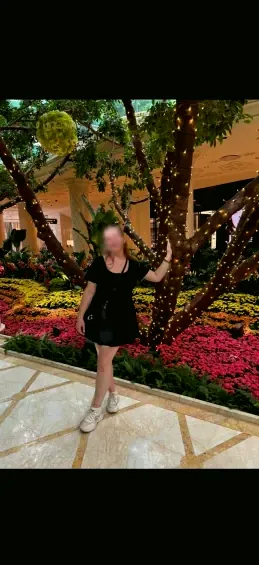 Aya, 25 anni