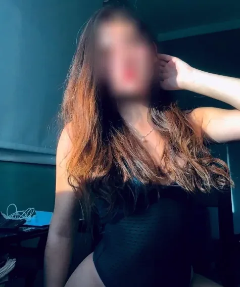 Manuela, 32 anni